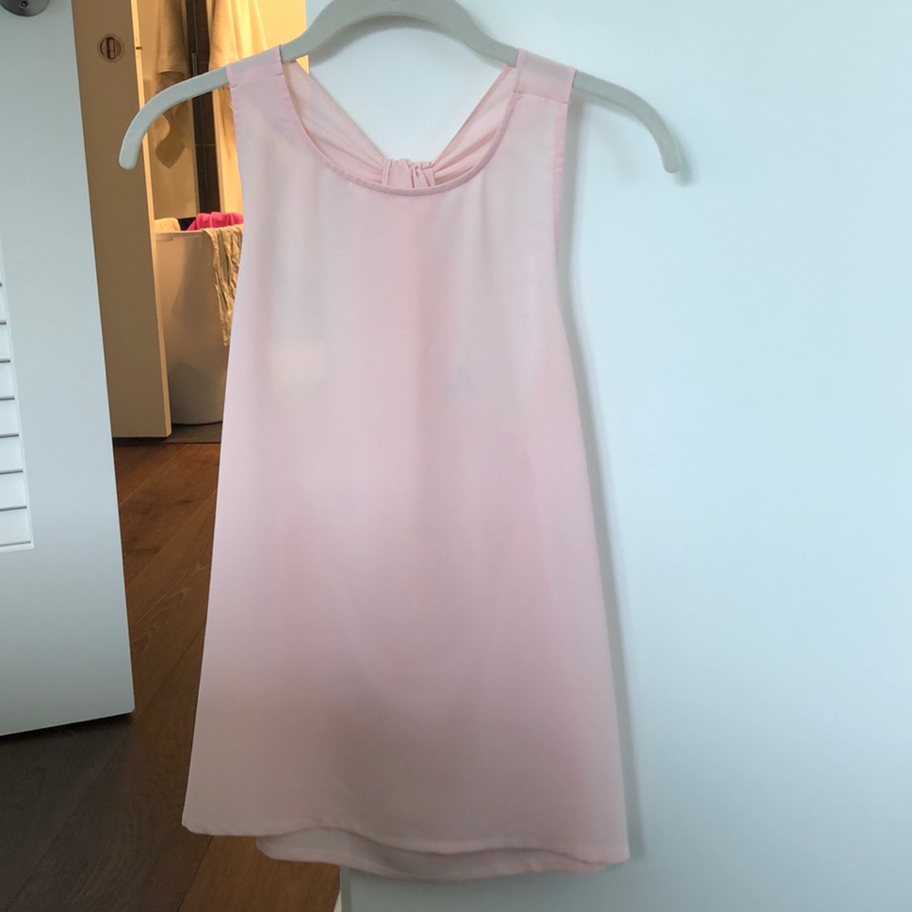 BB Dakota pink racer back top